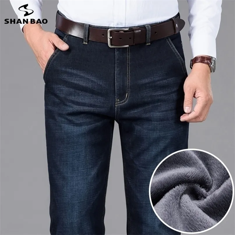 SHAN BAO hiver marque polaire épais chaud droit lâche jeans style classique haute qualité hommes décontracté taille haute denim 220328