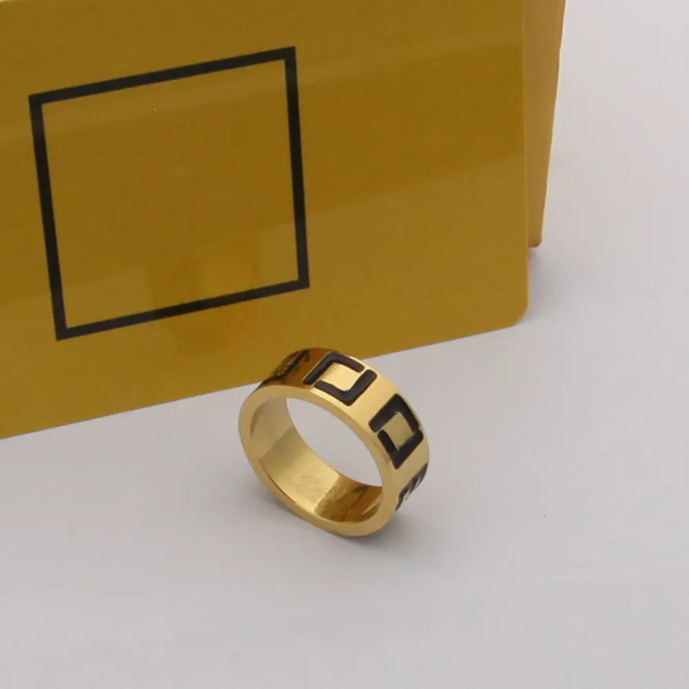 Anello con lettera di moda e braccialetto bague per gli amanti del matrimonio da donna Simple Personality Party regalo anelli di fidanzamento gioielli