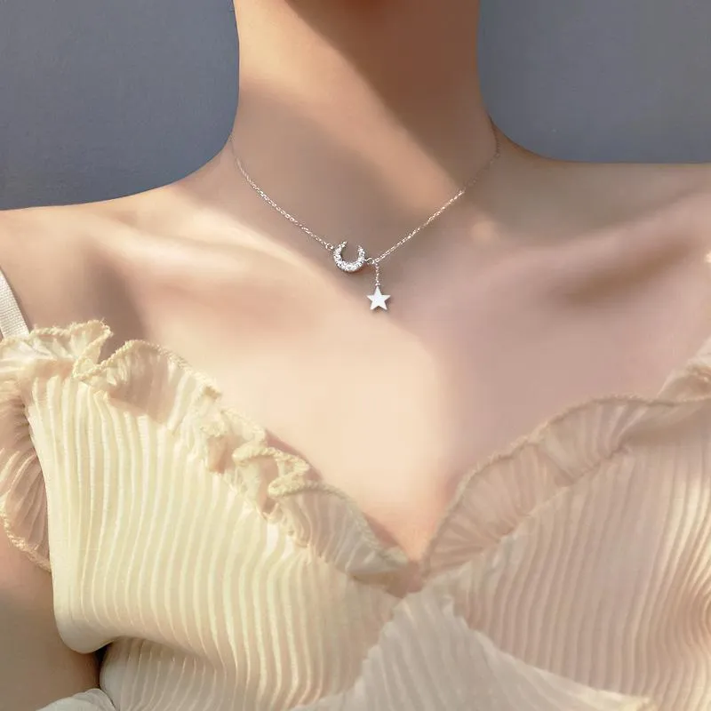 Medaillons Exquisite Flash Diamond Moon Star Tassel Leuke Slavicle Chain 925 Sterling Silver Hangers voor Vrouwen Verjaardagscadeau Fijne Sieraden