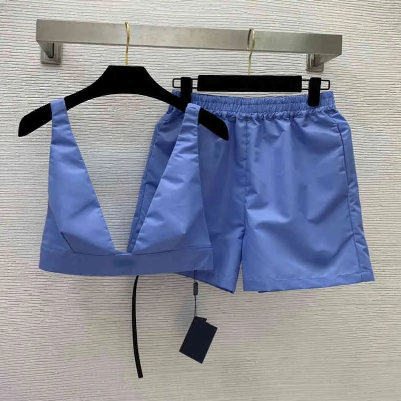 Design de créateur de mode P home nouveau gilet de soutien-gorge décoratif en tissu de nylon recyclé triangle en métal avec ensemble de pantalons à taille élastique