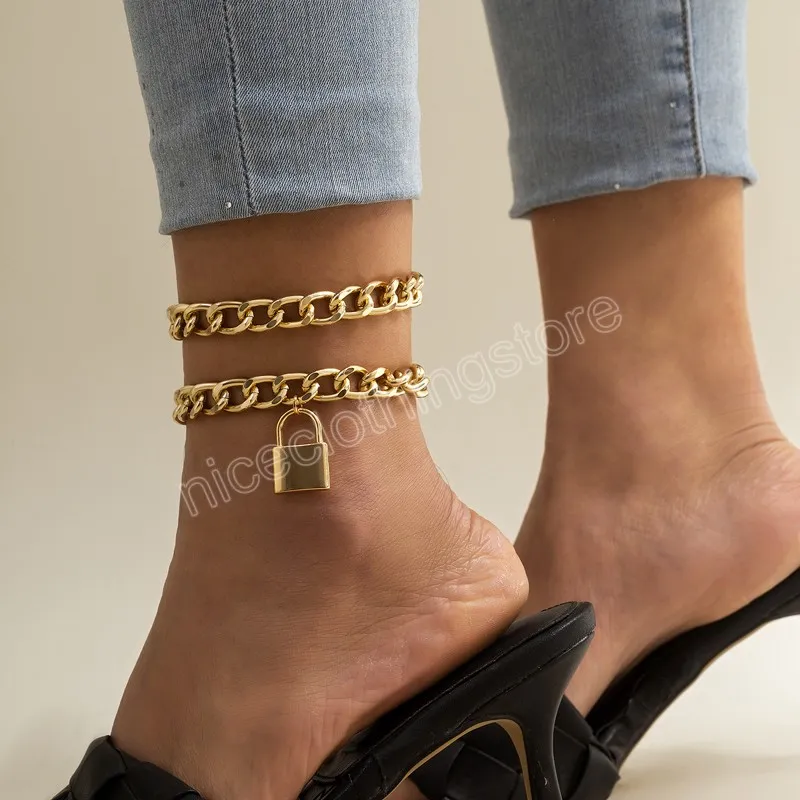 Ретро простой замкнул подвесной браслет женская 2022 летняя мода пляжные ноги обнаженные золотые металлические толщие анонуты девушки ювелирные изделия