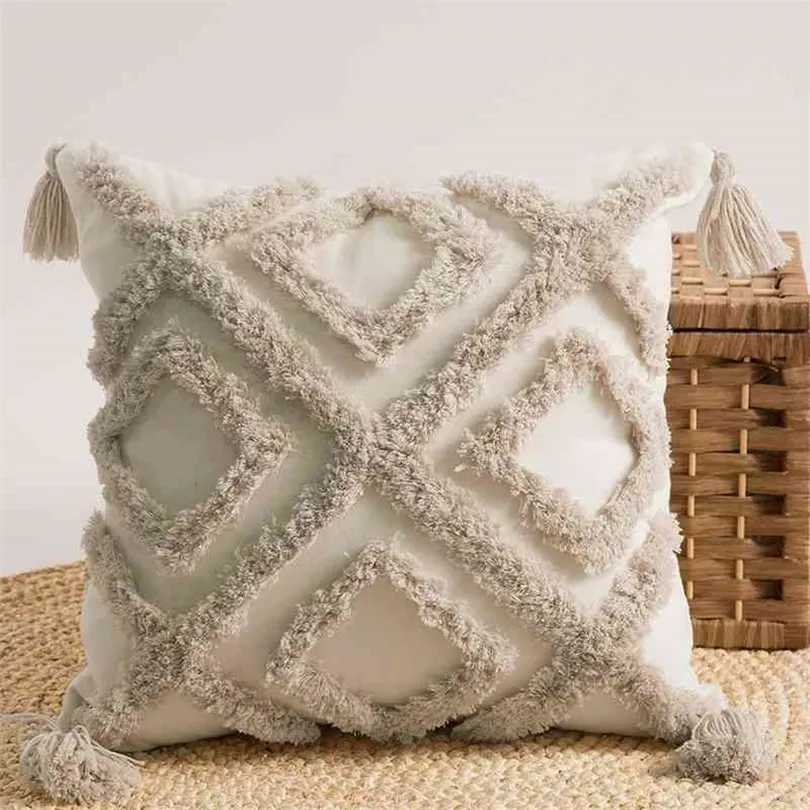 Poduszka w stylu Morroccan Beige Boho Pillowcase z Tassels Decor Home Decor Ręcznie tkane poduszki do sofy salon 210401