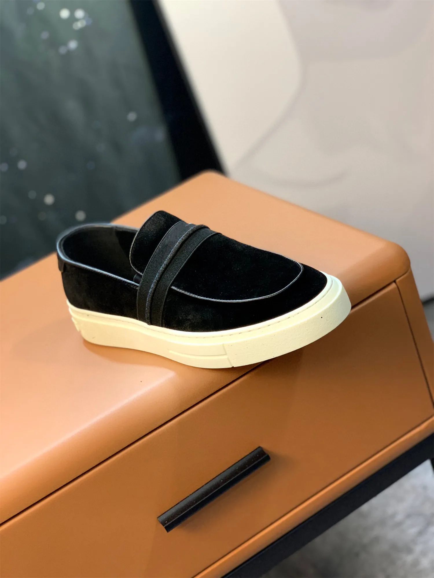 2022 Comfort Comance Shoes Designer Luxury Top Version Men Loafers Importerade Suede Leather Full Set of High-End Packaging