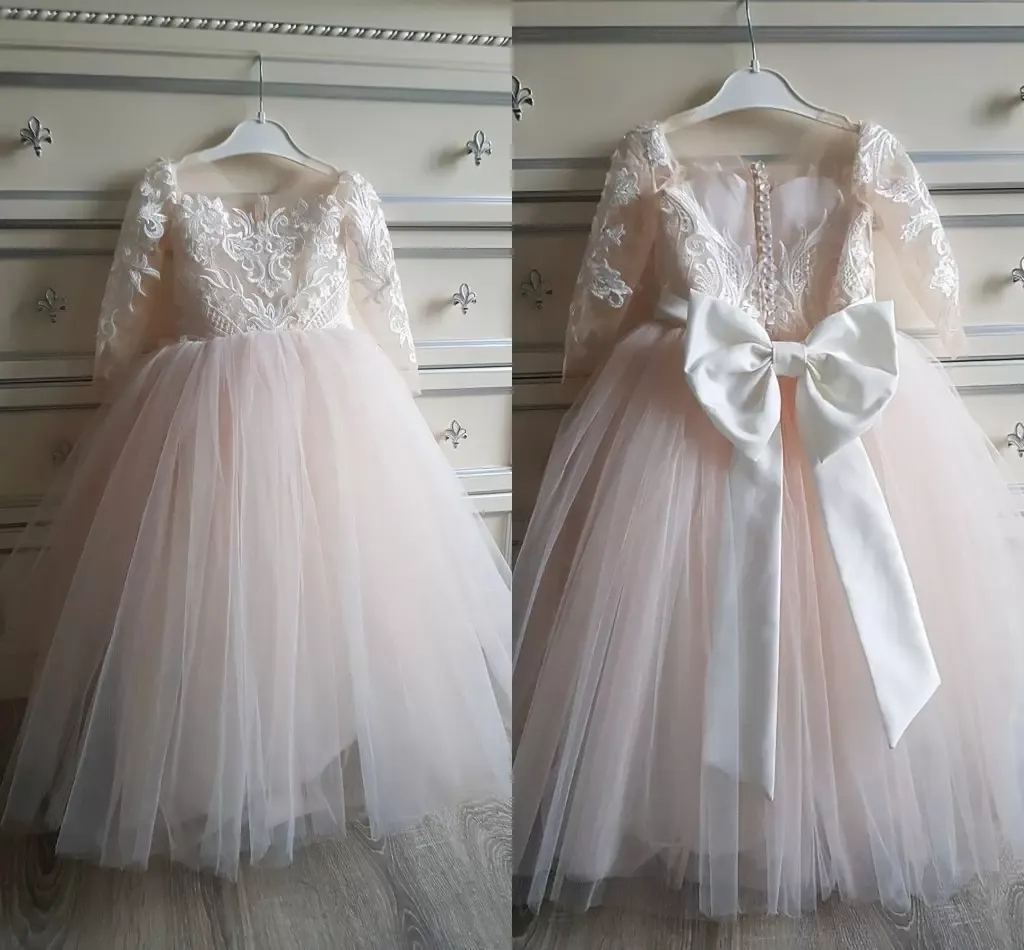 New Lace Tulle Flower Girls Abiti maniche lunghe per bambino Festa di nozze Damigella d'onore Maxi Ball Gown Comunione sera MC2303