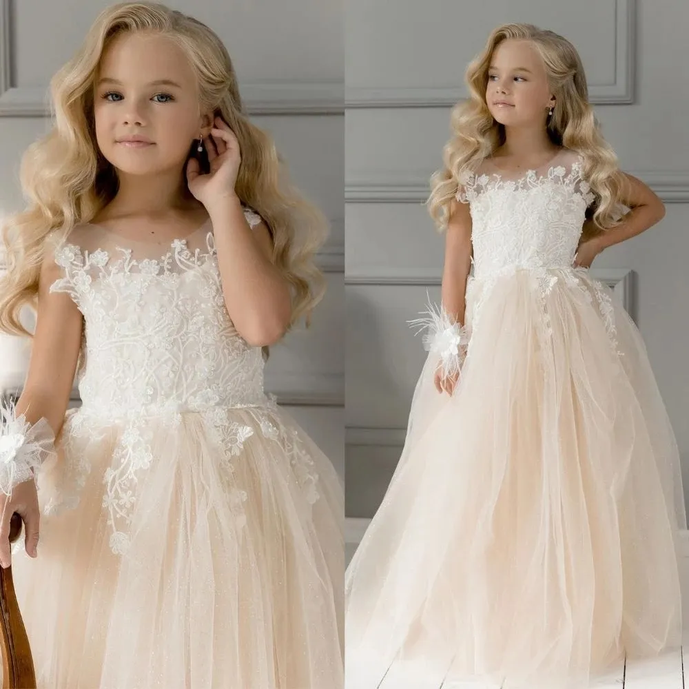 Long First Communion Dresses Princess Sparkly Tulle Flower Girl Dresses 레이스 볼 생일 웨딩 파티 드레스 MC2301