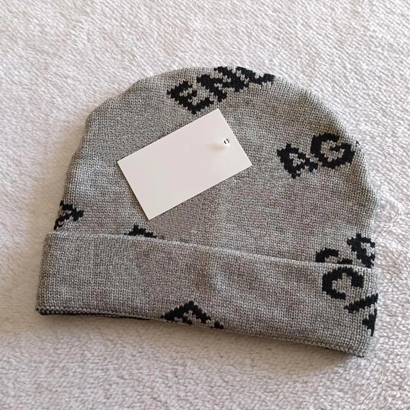 Beanie/Totenkopfkappen, klassische Briefkappe, Designer-Herbst-Winter-Beanie-Hüte, heißer Stil für Männer und Frauen, modische universelle Strickmütze, Herbstwolle, warme Schädelkappen im Freien