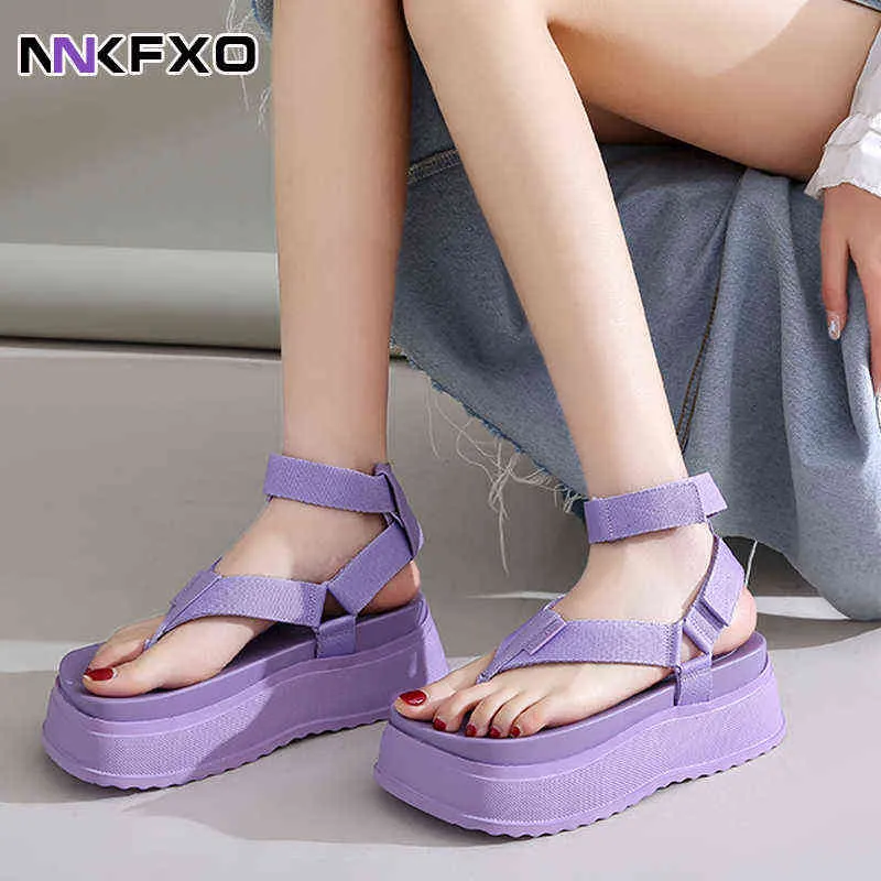 2022 Moda para mujer Flip Flops Mujeres Clip Toe Thong Plataforma Lace Up Ladies Casual Gladiador Sandalias Zapatos Cuñas vc3678 Y220421