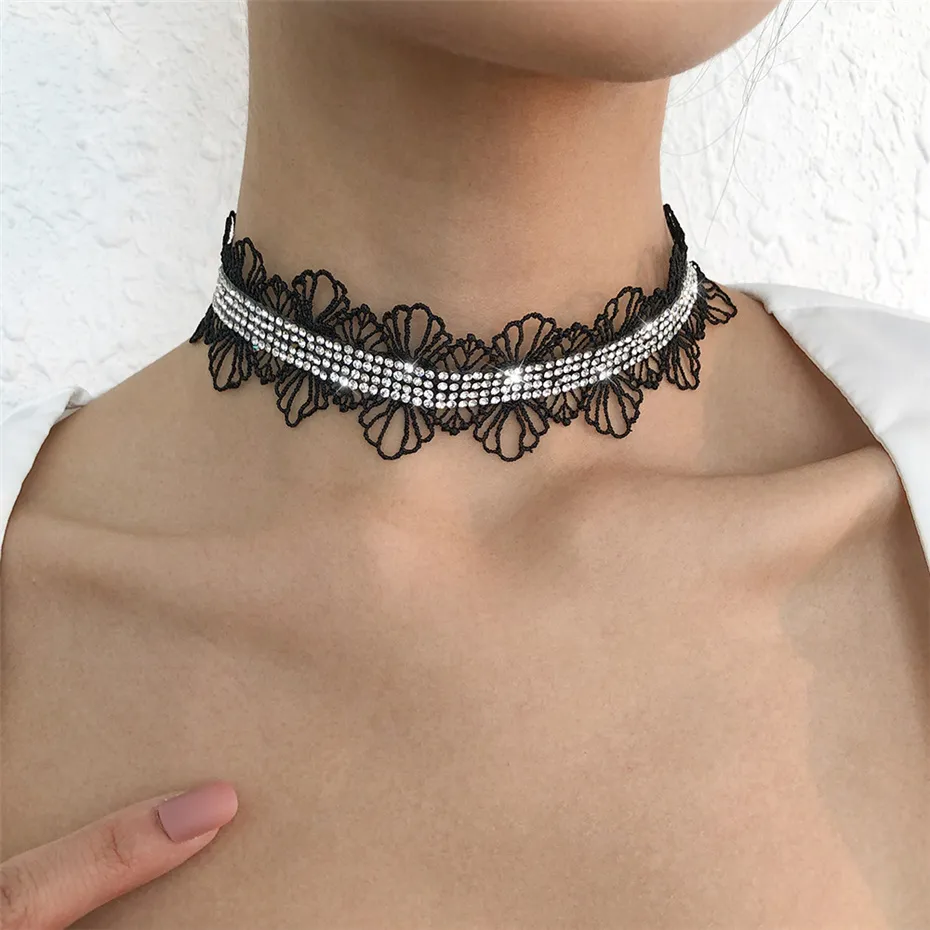 Goth elegant ihålig mesh svart spets choker halsband för kvinnor bröllop brud sexig kristall strass kort krage kedja smycken smycken
