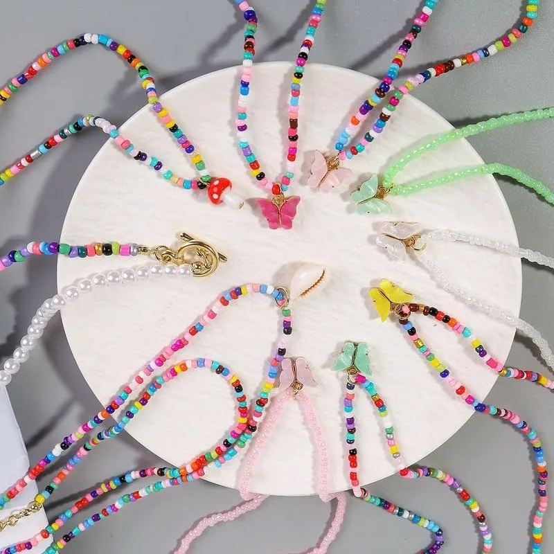 Collier de perles papillon mignon pour femmes, pendentif coréen, chaîne de clavicule colorée, bijoux bohème, cadeau de fête, 2022