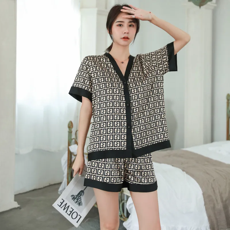 Kvinnors Pajamas Set Luxury Fashion Cross Letters Print Short Sleeve Sleepwear Silk Som Fritid Hem Kläder Nightwear CX220406