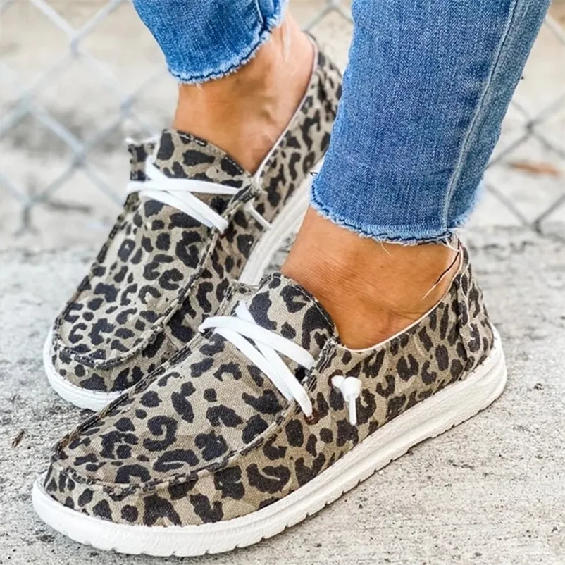 Summer Women Sneakers White Leopard Canvas Shoes Fashion Vulcanize Flats Ladies Loafers 220812