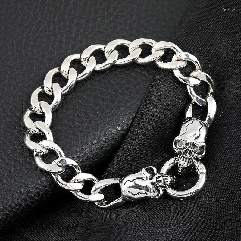 Link Chain Fashion Domineering Tough Guy Metal Skull Armband för Rock Punk Gothic Style Street Nightclub Jewelrylink Fawn22