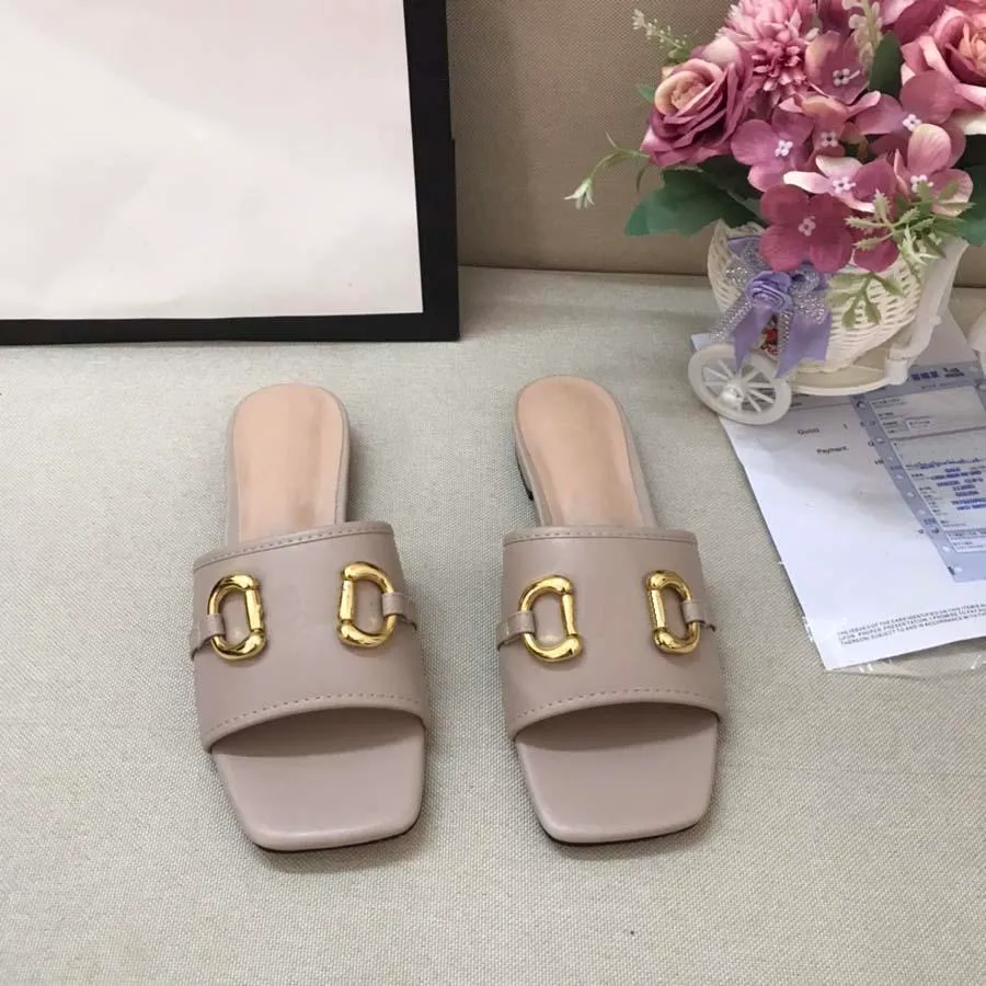 High Quality slipper Sandals Flat Slides Designer shoes Flip Flops Slippers With Box shoe10 02