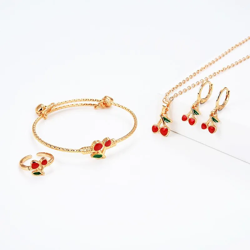 Örhängen halsband röd körsbär hänger kvinnliga charm smycken uppsättningar