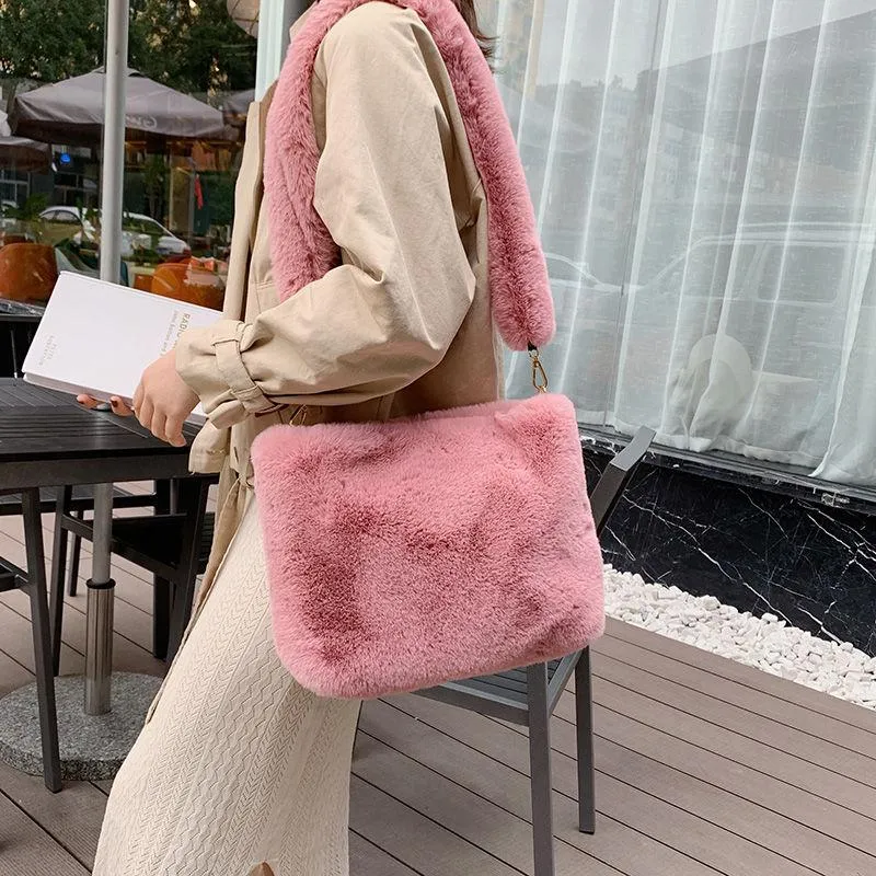 Evening Bags Faux Fur Handbags For Women Soft Plush Large Capacity Female Shopping Simple Furry Ladies Messenger Casual Tote Purse