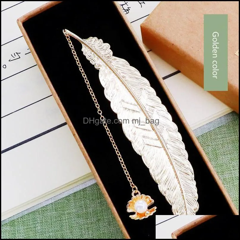 brass bookmark graduation favor wed party guest kids women gift with box sets students metal feather pearl with chain golden pae11460