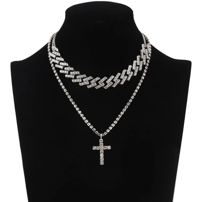 Kedjor Iced Out Kubansk Link Chain Halsband Set Cross Pendant Smycken För Kvinnor Rhinestone Choker Lyx Bling Hip Hop Smycken