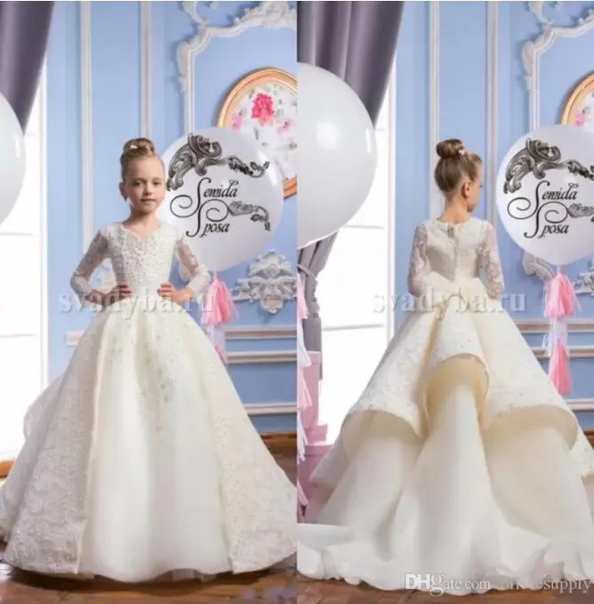 2022 Flower Girls Dress Frings с длинными рукавами с жемчужными бусинками первые платья причастия v Neck Lace Ball Gown Girls.