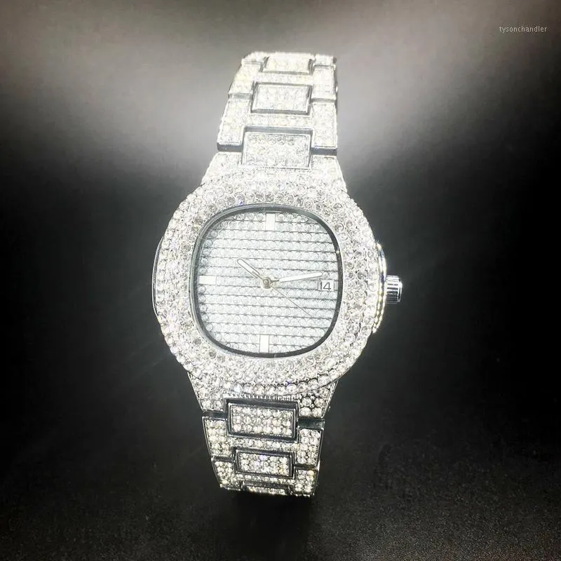 Montres-bracelets de luxe plein diamant montre femmes hip hop dames montres glacé femme wirstwatch étanche femme horloge goutte reloj 2022