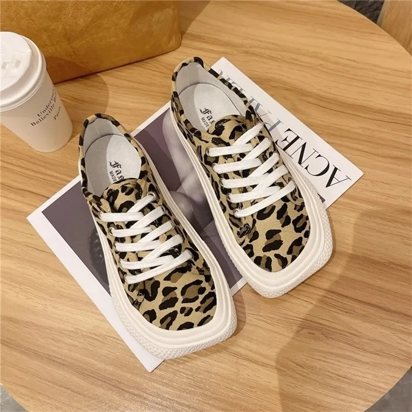 Harajuku Fashion Designer Zebra Leopard Pattern Print Canvas Shoes Women Platform Sport Running
