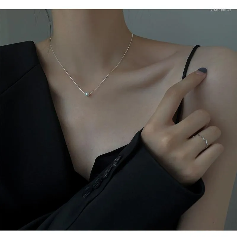 H￤nge halsband silver liten f￤rsk p￤rla klavikel halsband kvinnor av h￶g kvalitet mode singel presentspendant