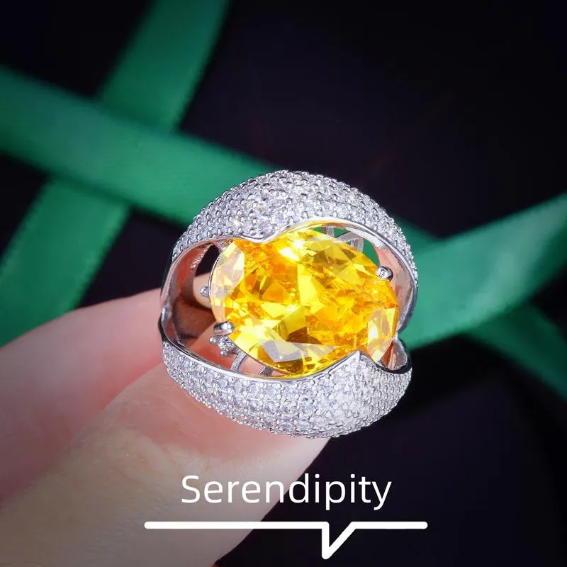 Anelli per matrimoni 2022 squisito anello unico intarsio giallo ovale cristallo zircone gioiello geometria di lusso per donne bancher di fidanzamento