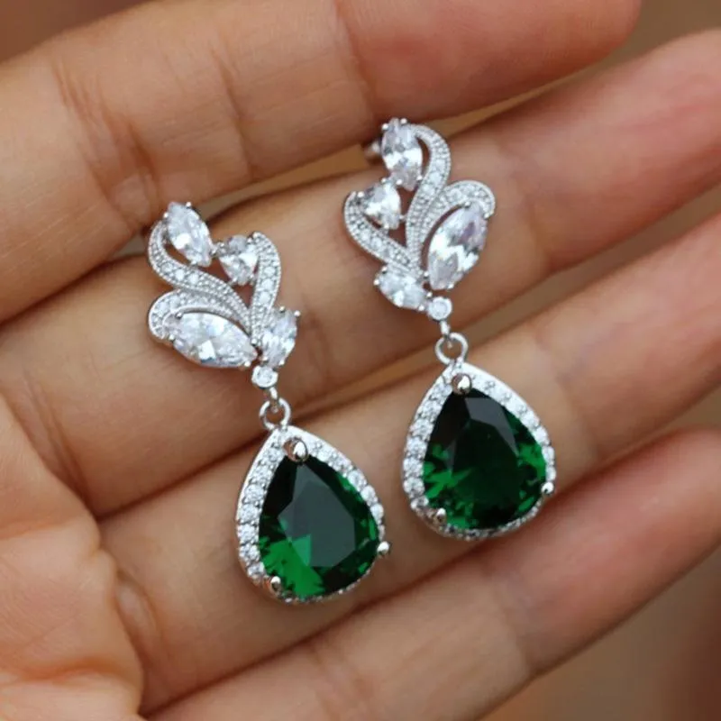 Stud Utsökt Päronskuren Grön Emerald Zircon Drop Örhängen För Kvinnor Bröllop Förlovningsfest Mode Örhänge Trendiga Smycken