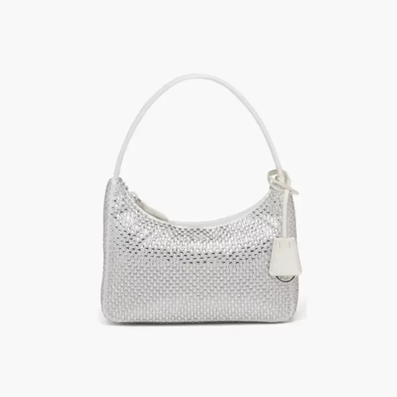 Senaste kvinnliga designers handväska diamant hobo shouler väska mode bling tote luxurys lady luxurys purses nylon glänsande