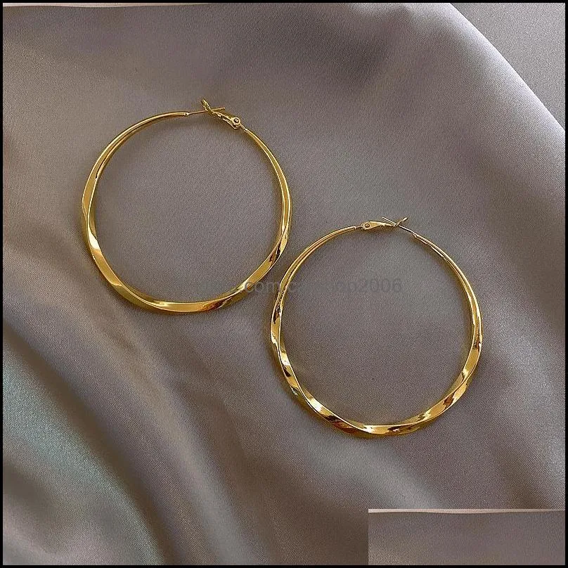 Punk Gold Color Exaggerate Big Circle Hoop Earrings Brincos Simple Party Round For Women Femme Jewelry Wholesale & Huggie