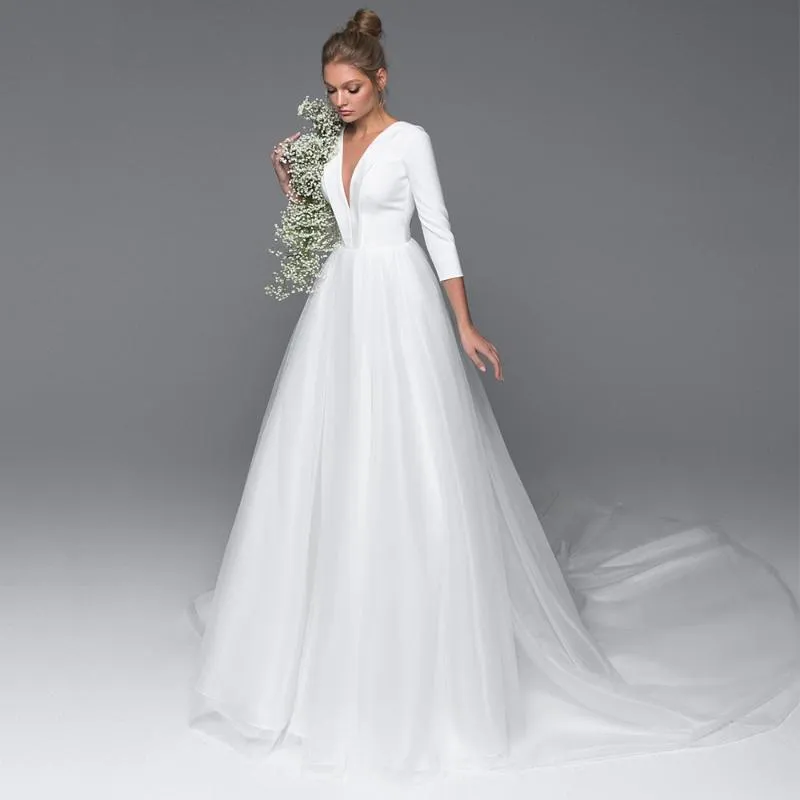 Other Wedding Dresses Weilinsha Women's White Tulle Dress 2022 A-Line Three Quarter Sleeves Court Train V-Neck Backless Bridal GownsOthe