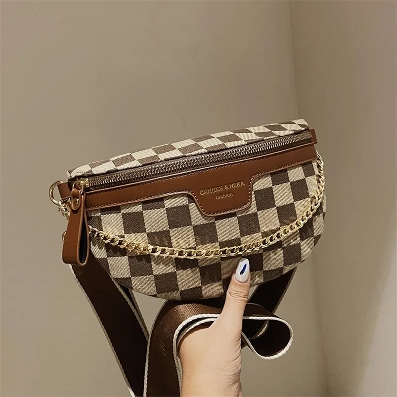 Checkerboard Plaid Pattern Fanny Packs For Women Fashionable Chain Female Waist Pack Ladies Wide Strap Crossbody Bag 220810