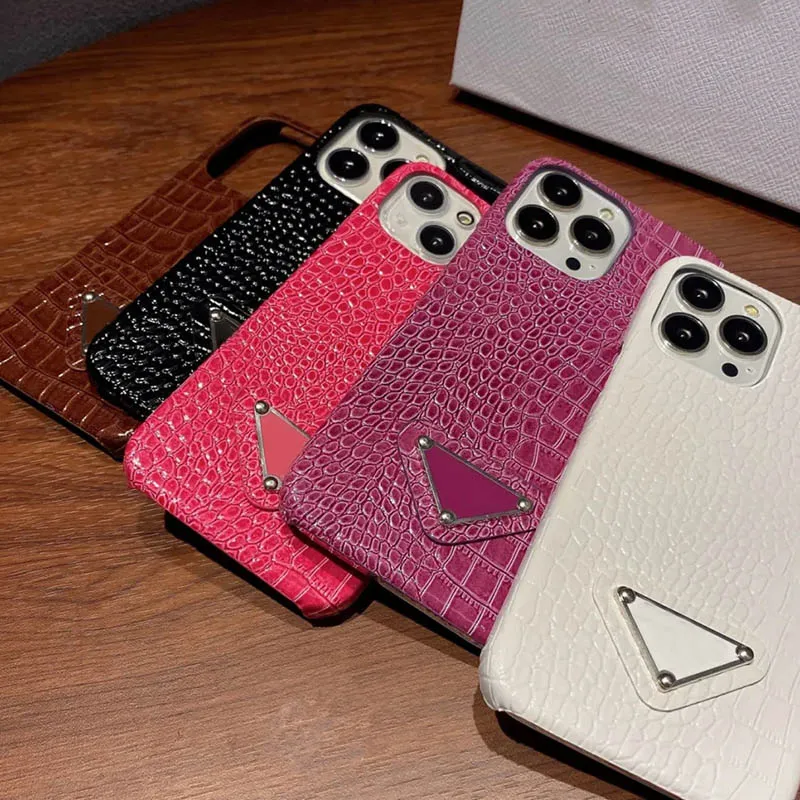 Designe Triangle Phone Case Crocodile Grain Phone Case для iPhone 13 Pro 12 12pro 11 11pro x XS Max 8 7 Plus P Защитите скорлупу высокого качества