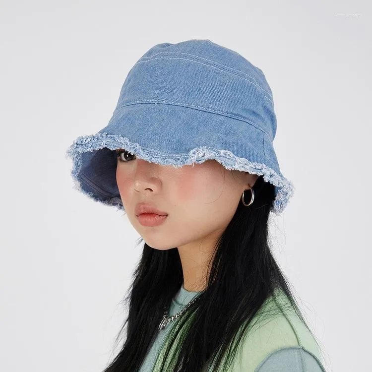 Bérets Été Femmes Denim Seau Chapeau Vintage Lavé Floppy Cap Large Bord Pliable Pêcheur Chapeaux Tourisme De Plein Air Pour Fille CadeauBérets