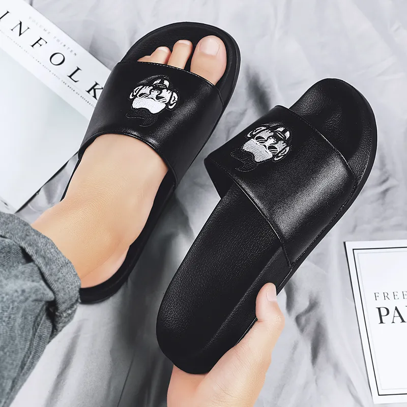 Pantofole di marca clearance
