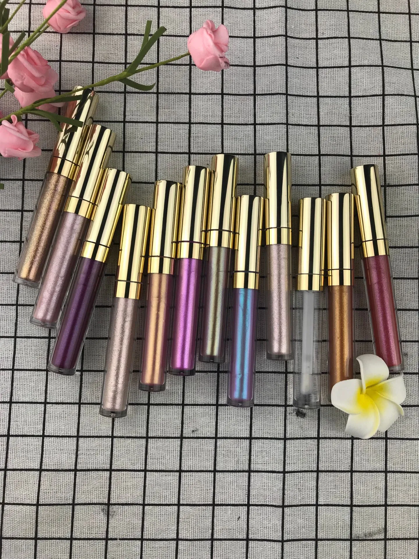 12 colori Lucidalabbra oleoso idratante perlato Impermeabile Lucidalabbra personalizzato Rossetto liquido a lunga durata accetta il tuo logo