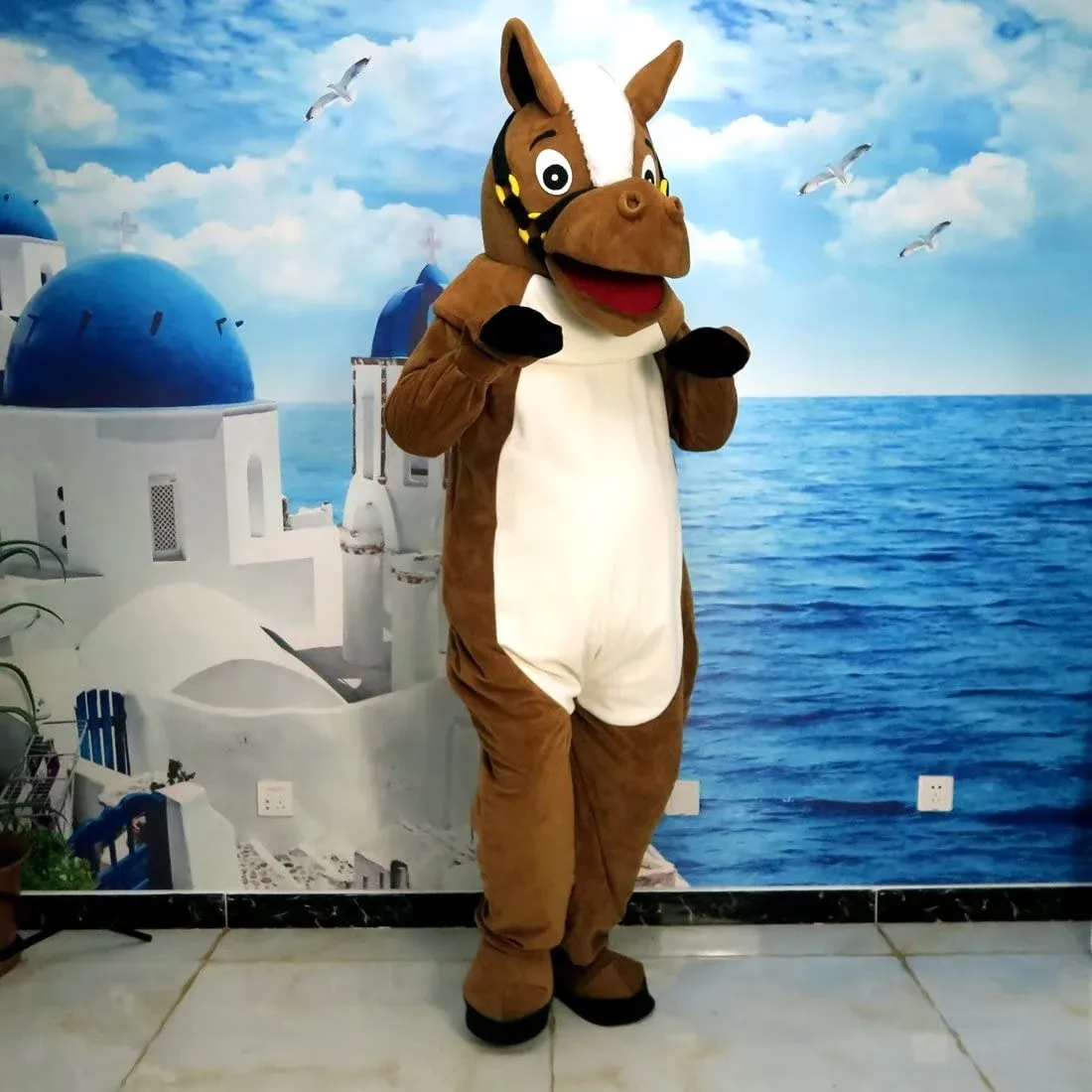 Halloween Brown Donkey Mascot Costume Caricita de dibujos animados Traje de adultos Tamaño de navidad