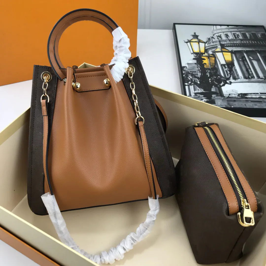 5A+ top quality bucket Bags Designer Women luxurious handbag Designers Bag tote bag 28cm classic cowhide clutch wallets purse 44558#