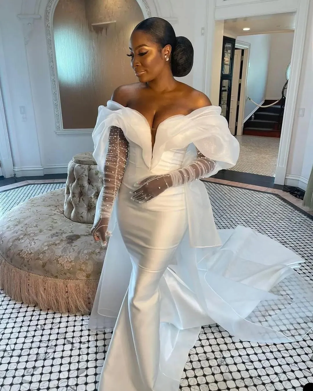 Abito da sposa semplice a sirena in raso con maniche lunghe rimovibili Couture Plus Size Perline Abito da festa per la sposa Abiti da sposa celebrità256r