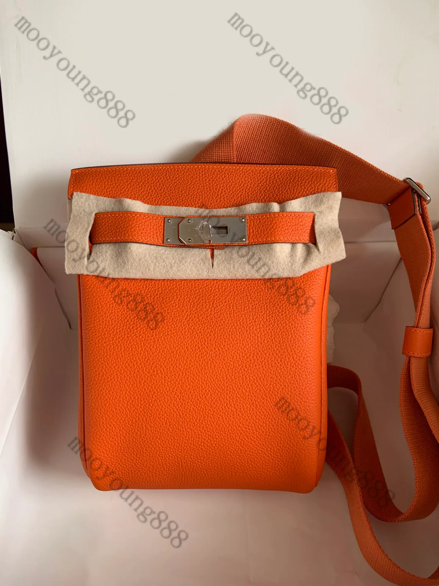 12A Upgrade Mirror Quality Luxurys Designer HAC Väskor Liten midjebälte Väska All Handgjorda äkta läderhandväskor Klassiska bröstväska Crossbody axel svart låda väska