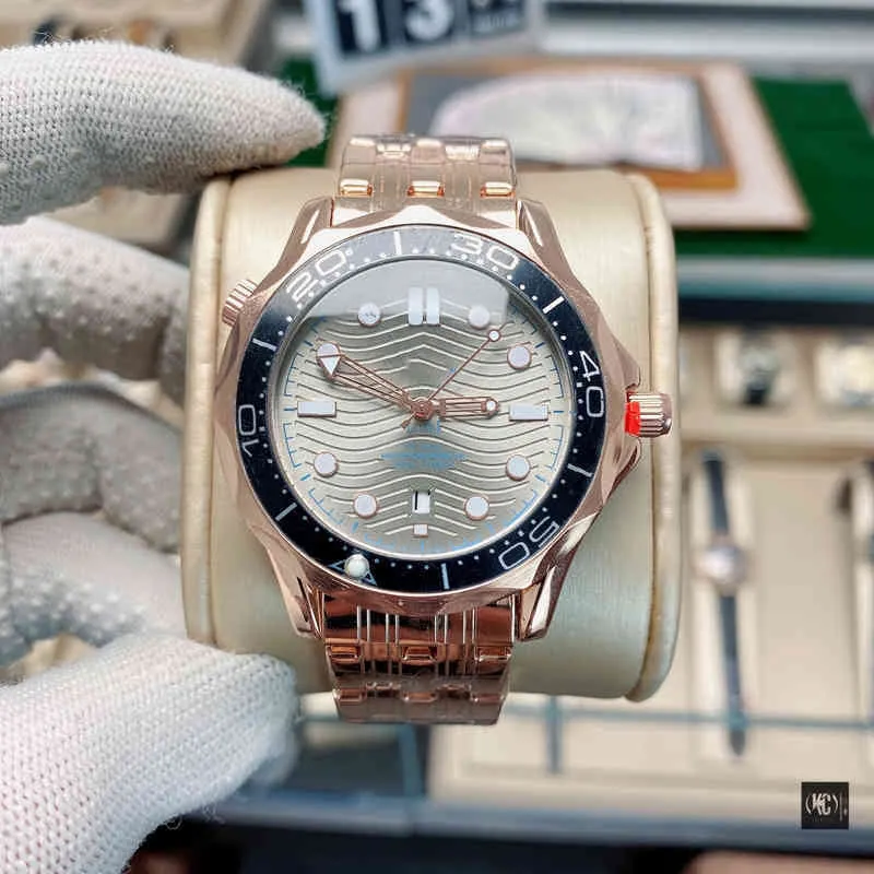 Relógios de moda de luxo para homens mecânicos relógios OMG Série de aço mendesigner