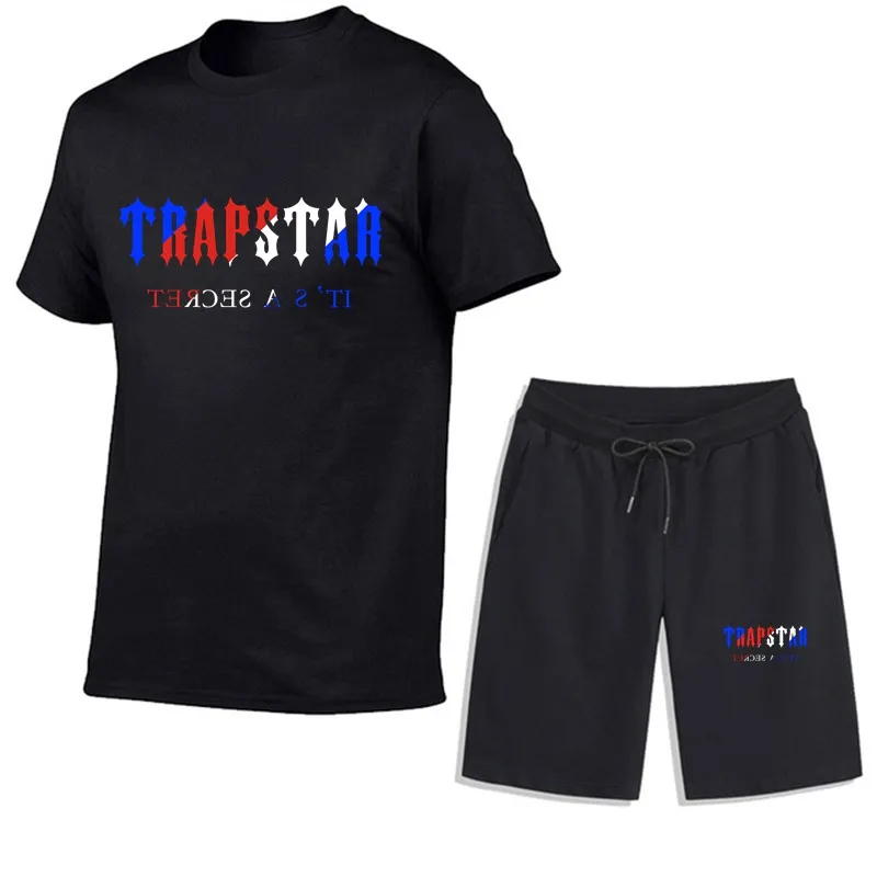 スポーツウェアファッションデザイナーメンズジャージサマーシャツ 2022 TRAPSTAR プリントツーピースメンズブランド Tシャツ綿半袖 Tシャツショーツカジュアルスポーツセット