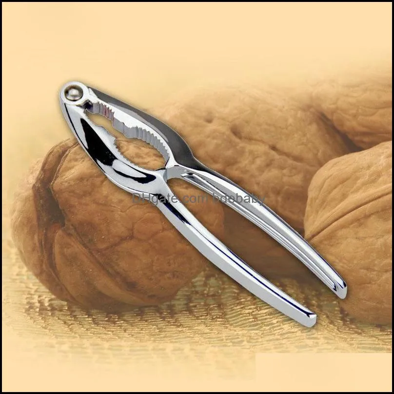 Durable Strong Zinc Alloy Quick Walnut Cracker Nutcracker Sheller Nut Opener Practical Kitchen Tool Easy To Use ZA3473