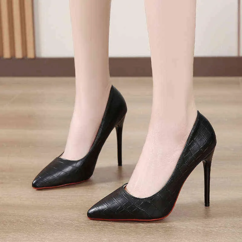 Online Platform Red Bottoms Stilettos Pumps Grained Classic Slip On Leather  With Ankle Strap Black 11 cm High Heel Closed Toe 4720090816F |  BuyShoes.Shop