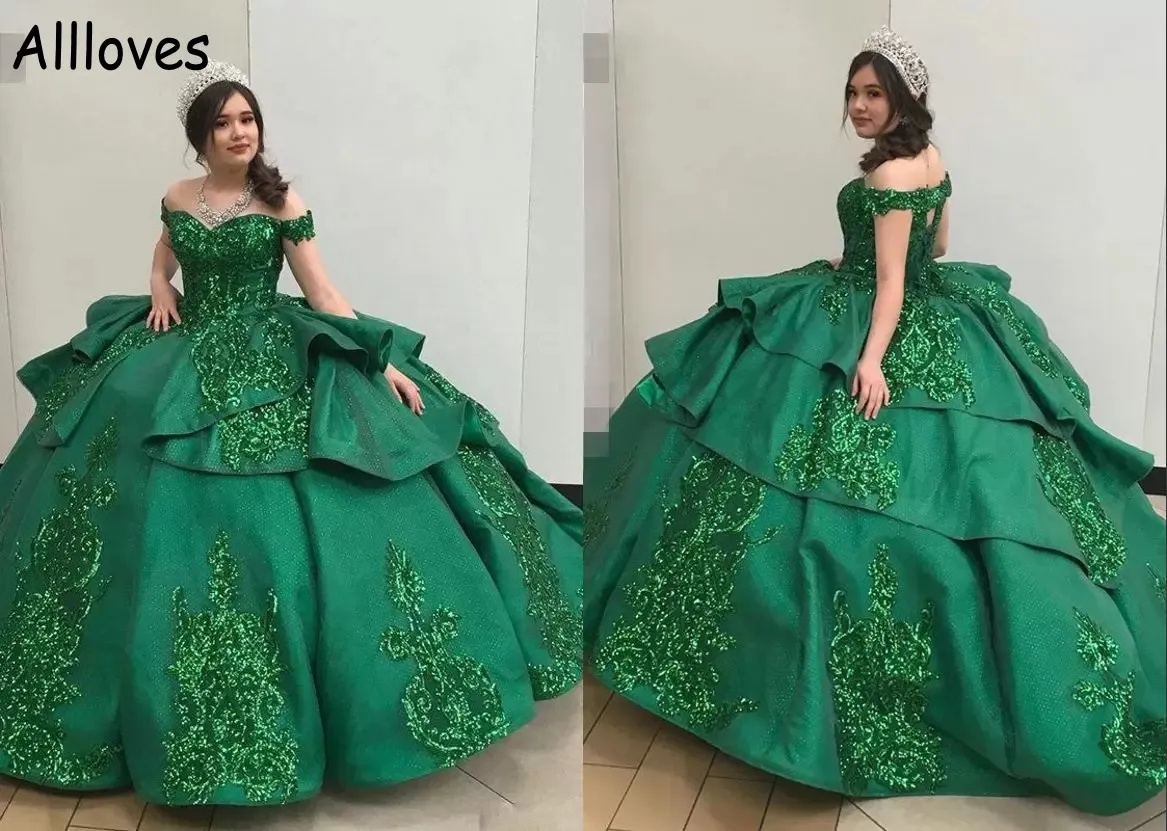 Fantastisk mörkgrön quinceanera -klänningar sexiga från axeln glänsande paljett spets appliced ​​prinsessor prom boll klänning nivån plus size sweet 16 klänning cl0344