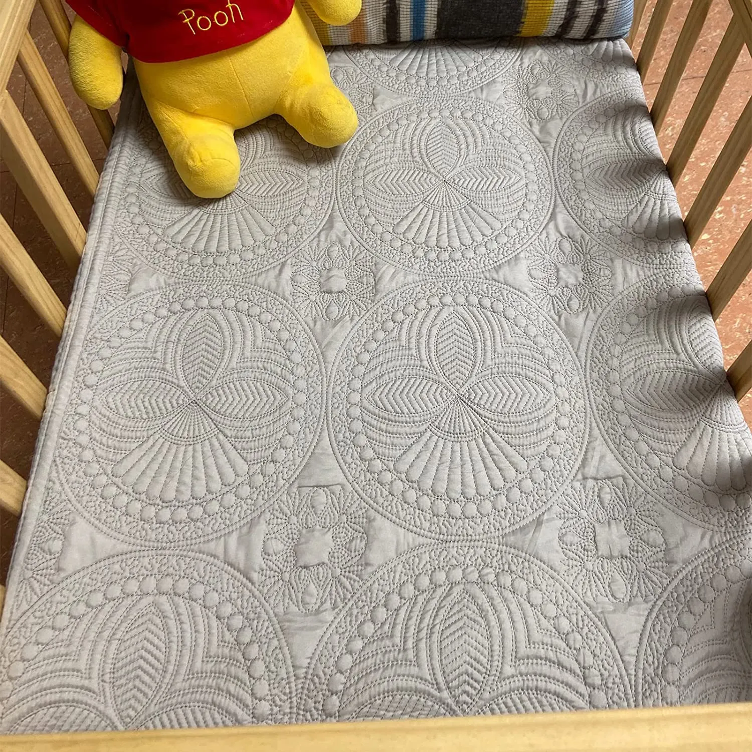 Gray Scalloped Cotton Quilted Blankets 25pcs Lot GA Warehouse Embroidery Bloossoming Heirloom Baby Gift Blanket Soft Baby Crib Covers DOM106538