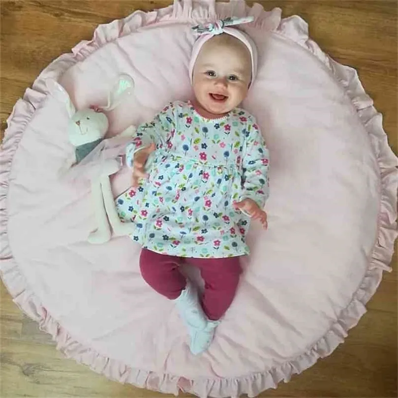 born Baby Padded Crawling mat Play Mats Cotton Crawling Mat Girls Rugs Round Floor Carpet For Kids Interior Room Decorate 210402