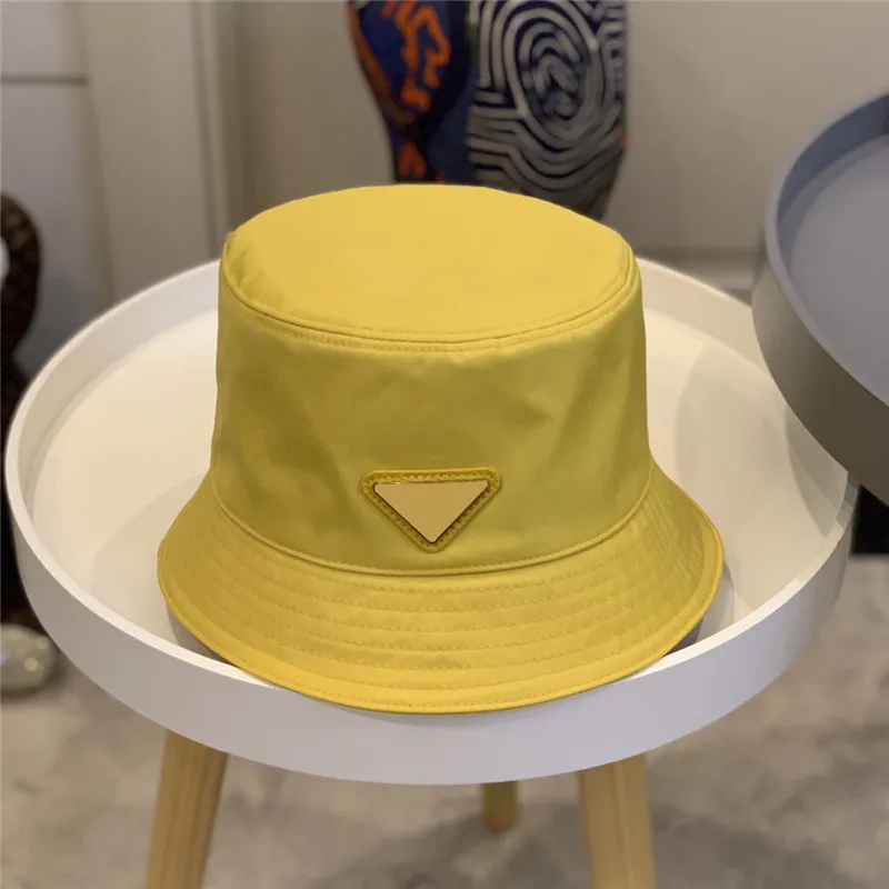 Designers Caps Hats Mens Women Luxurys Nylon Bucket Hat Fedora Fitted Casquette Baseball Cap Bonnet Beanie designer 2021 new pattern Soqnu