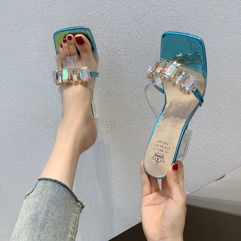 2022 New Fashion Girls Crystal PVC 샌들 레이디의 짧은 발 뒤꿈치 깨끗한 열린 발 뒤꿈치 신발 슬라이드 여성 야외 여름 홀리데이 비치 슬라이드 블루 실버 크기 35-39 상자 #H39