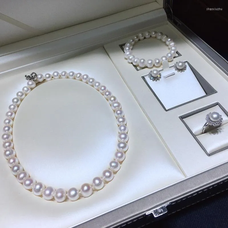 チェーンファクトリーダイレクト販売天然淡水真珠のネックレスセット女性の3ピースシンプルなファッショナブルな汎用性とエレガントチェーン