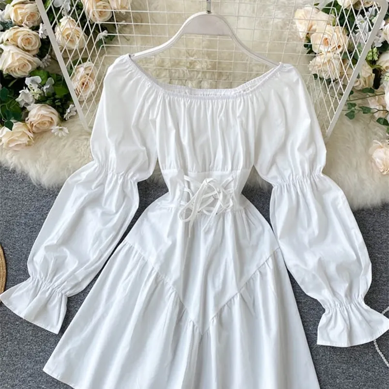 YuooMuoo début d'automne robe rétro gothique femmes blanc noir pansement Mini robe Sexy épaules nues manches bouffantes robes coréennes 220409